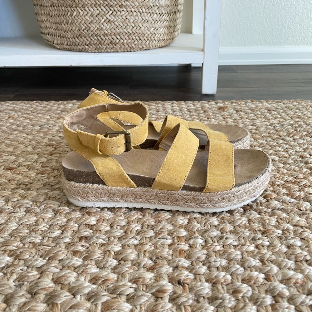 Yellow strap platform sandals